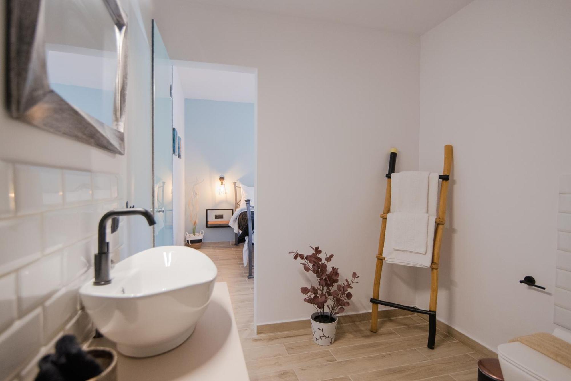 Armoniahousesuites Peritheia 외부 사진