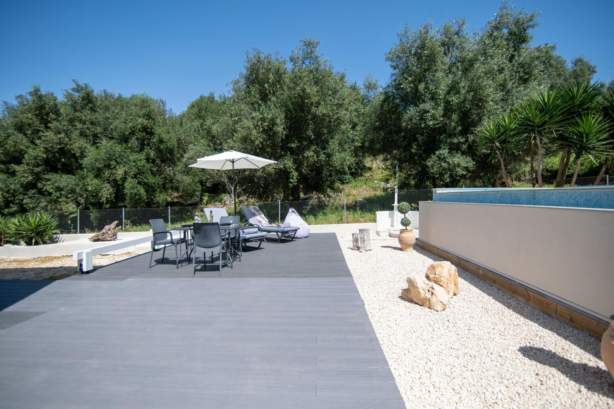 Armoniahousesuites Peritheia 외부 사진
