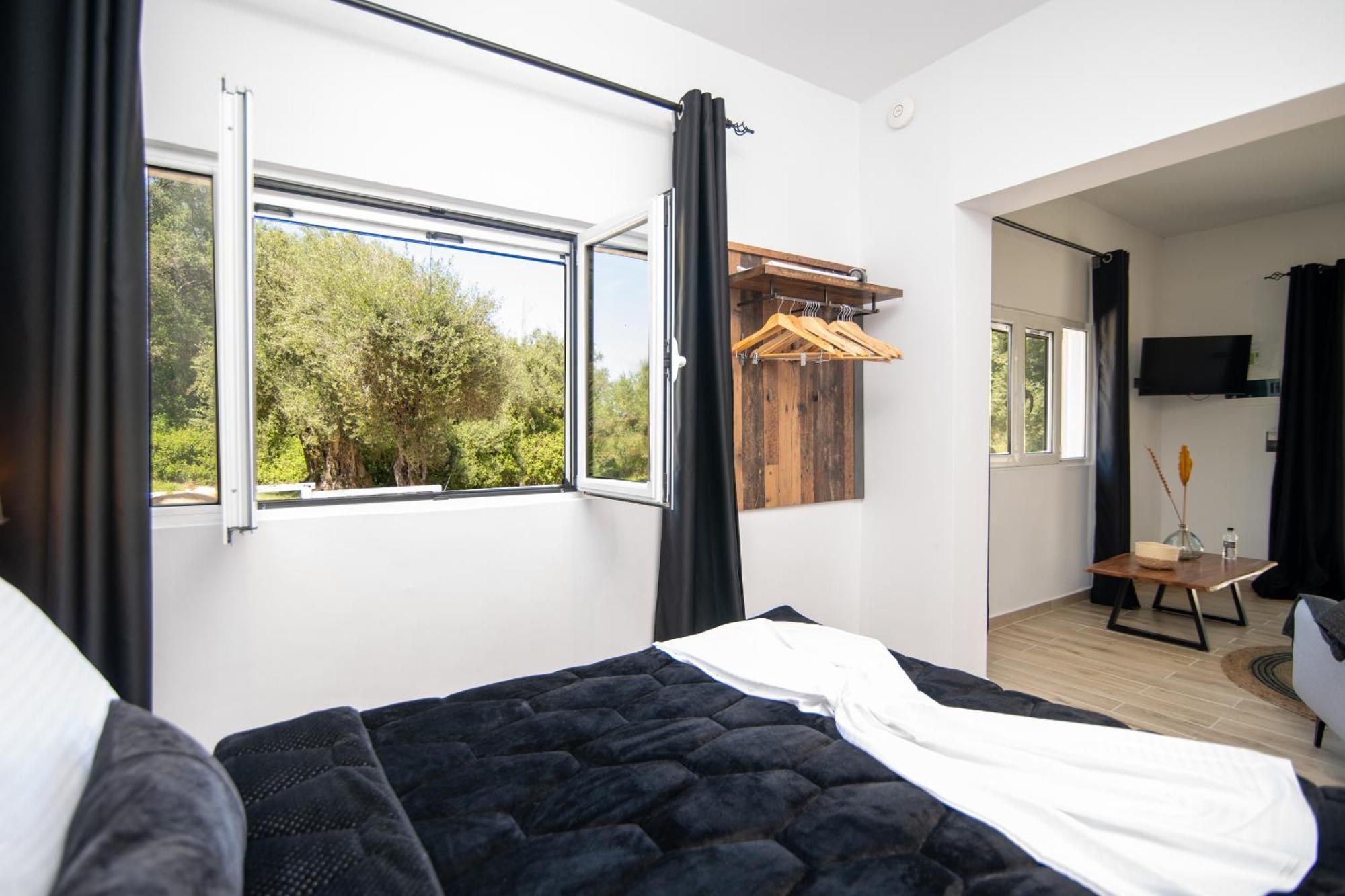 Armoniahousesuites Peritheia 외부 사진